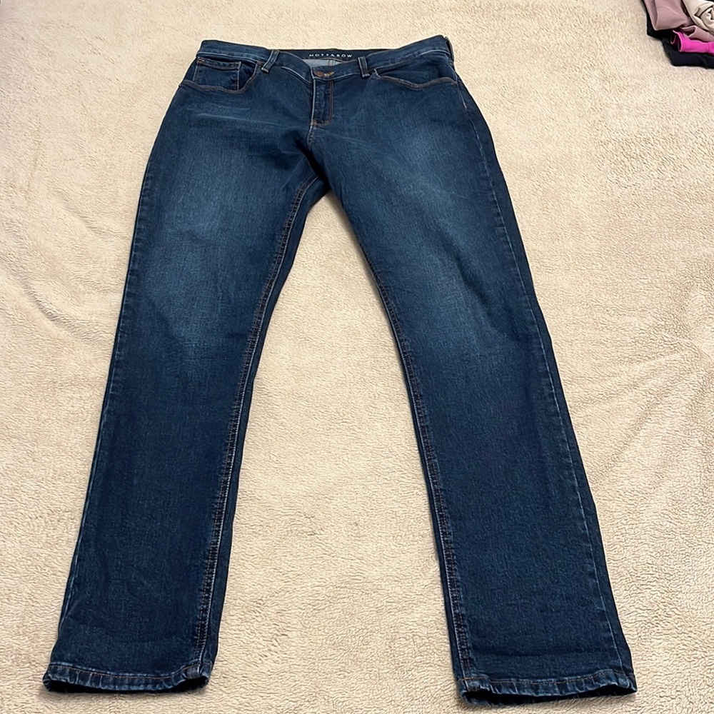 Mott and Bow boyfriend jeans. Waist 31, Length 32